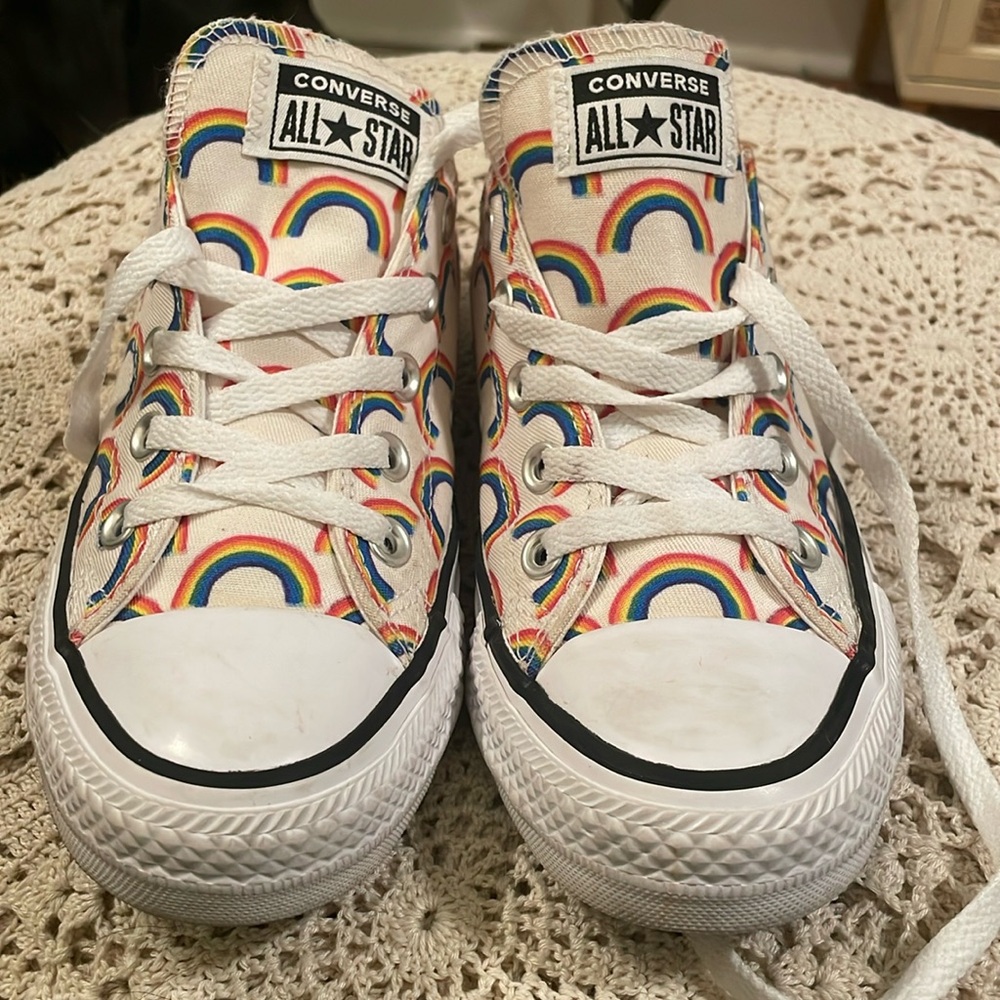 Converse Size 6 Rainbow design…